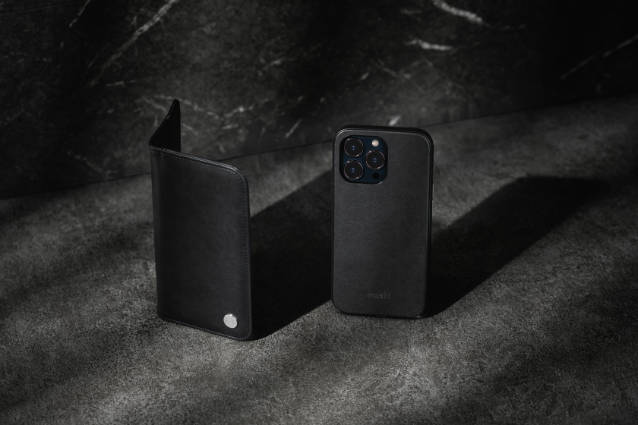 Carcasa con billetera Moshi Overture para iPhone 13 Pro negra